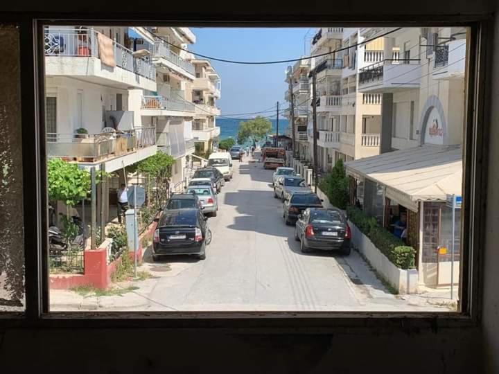 Perea White Suites Peraia  Exterior photo
